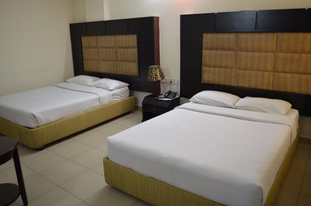 Hotel Mishuk Cox's Bazar Quarto foto